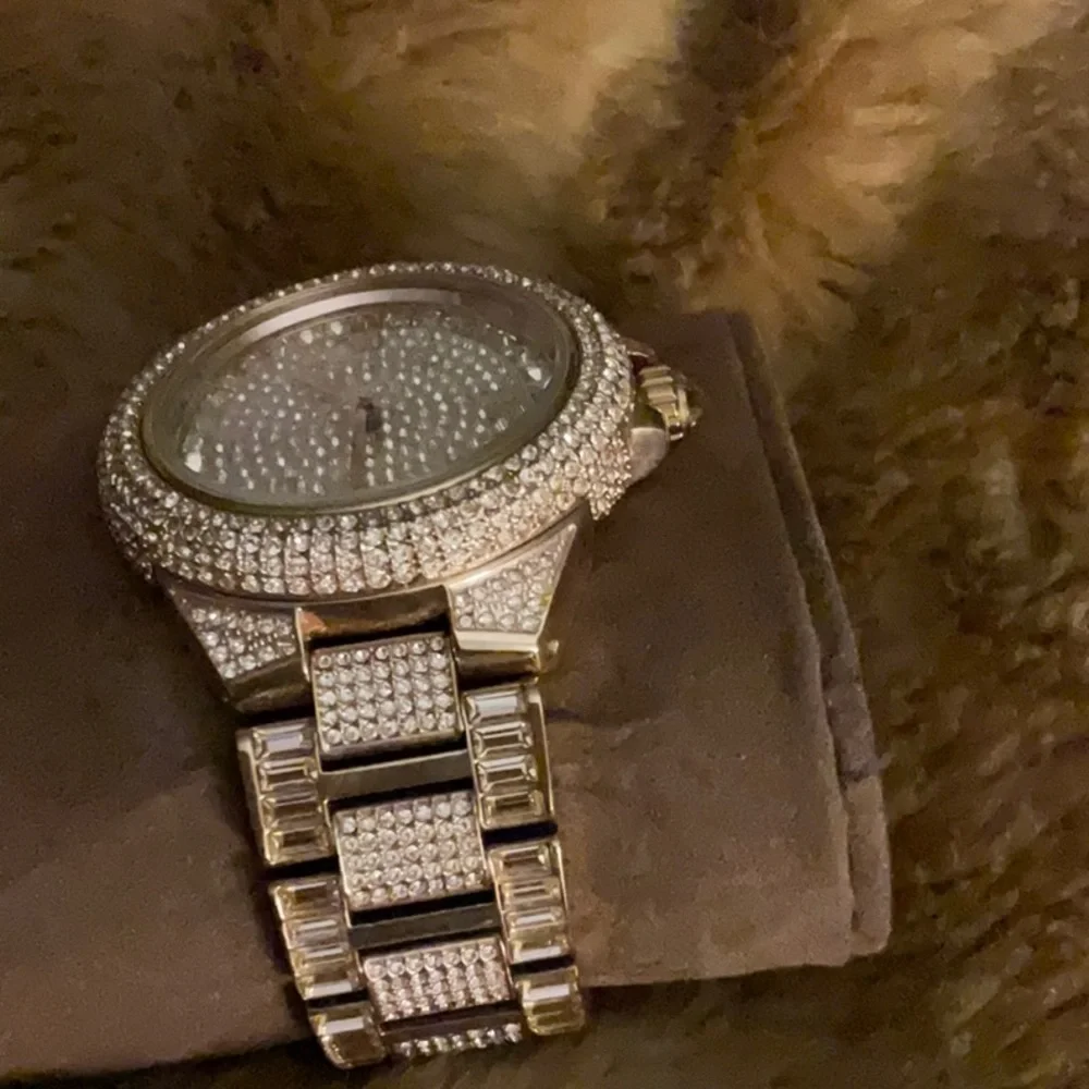 MICHAEL KORS JEWELED WATCH ROSE GOLD, see pix, new battery - Picture 3 of 13